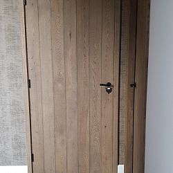 Planken-deur-Eikenhout-1645261374.jpg